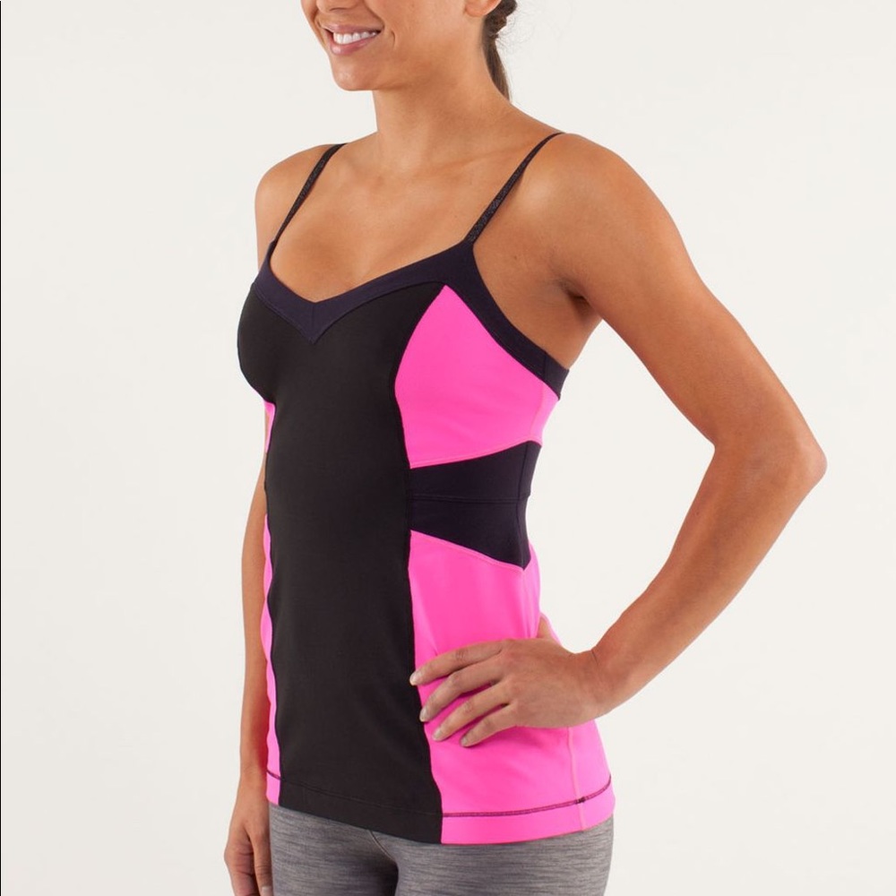 LULULEMON RASPBERRY GLO LIGHT/BLACK SWAN ELONGATE TANK